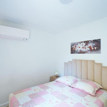 Appartement Du Forum,La Gare, 50 M2 , Climatisation, Garage, Cour 나르본 외부 사진